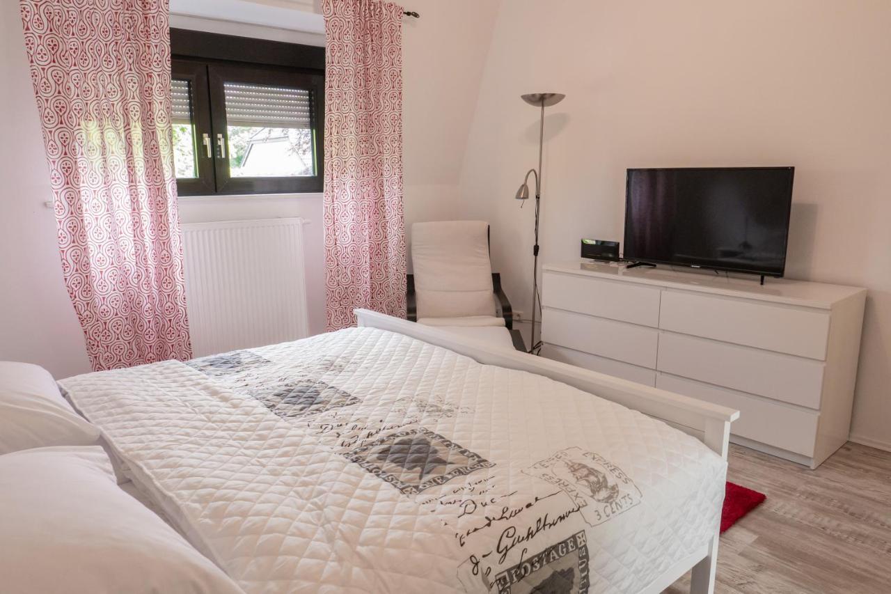 דיסבורג Appartment Rheinaue מראה חיצוני תמונה